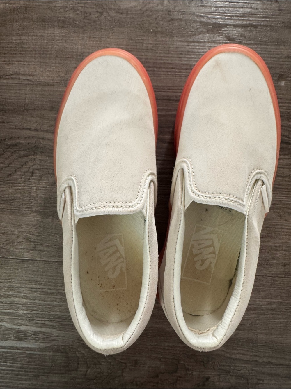 Vans Slip-On in Cream with Pink Outsole